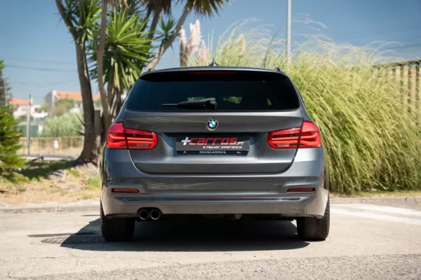 BMW 320 d Touring Line Luxury Auto 4