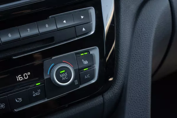 BMW 320 d Touring Line Luxury Auto 16