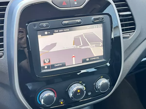 Renault Captur 1.5 dCi 13