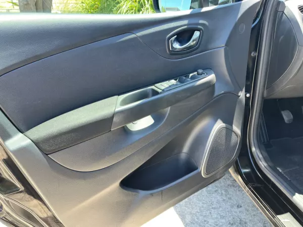 Renault Captur 1.5 dCi 18