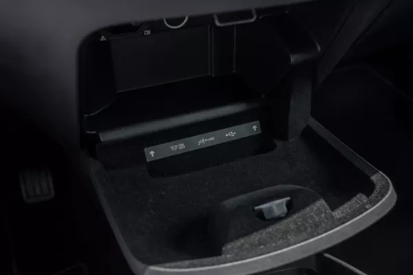 Citroën Grand C4 Spacetourer 1.5 BlueHDi Shine EAT8 15