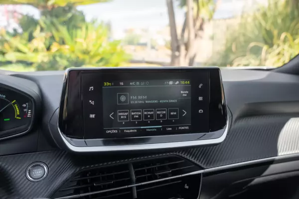 Peugeot e-2008 50 kWh Allure Pack 14