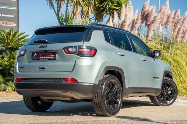 Jeep Compass 1.3 TG 4Xe Upland 6