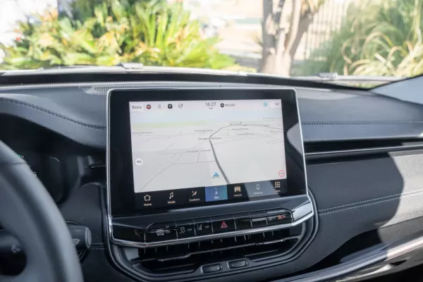 Jeep Compass 1.3 TG 4Xe Upland 16