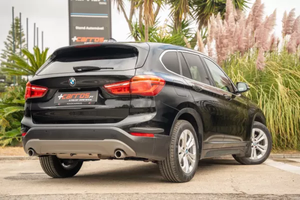 BMW X1 18 d sDrive Auto 5