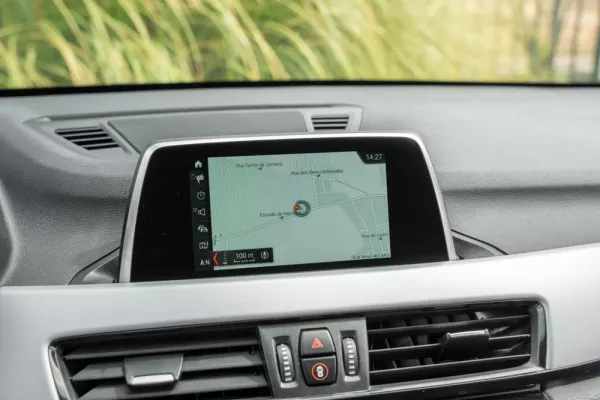 BMW X1 18 d sDrive Auto 13