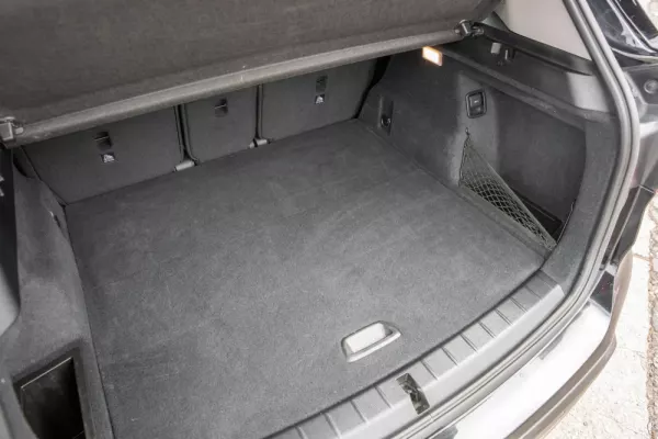 BMW X1 18 d sDrive Auto 23