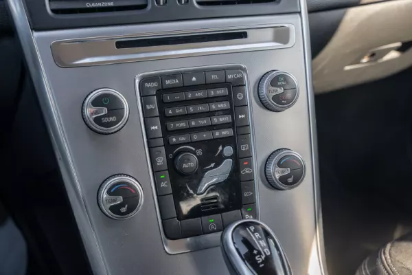 Volvo XC 60 2.0 D3 Summum Geartronic 12