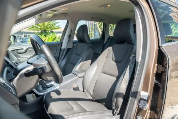 Volvo XC 60 2.0 D3 Summum Geartronic 16