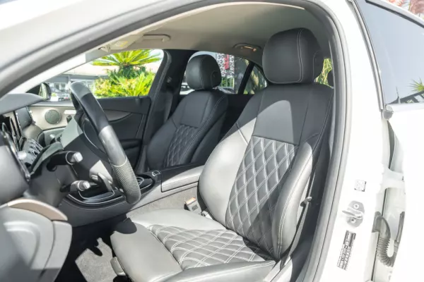 Mercedes-Benz E 220 d AMG 20