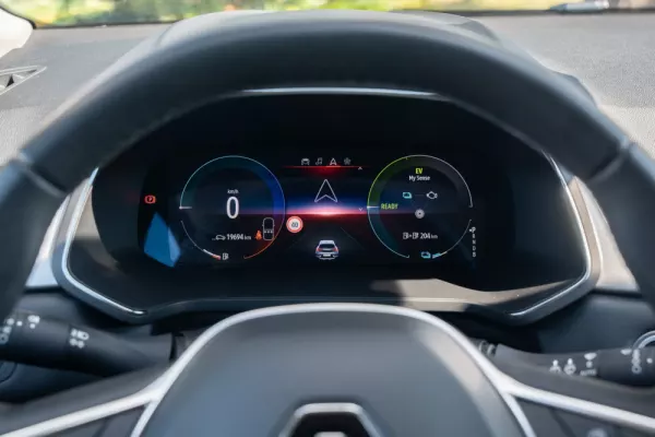 Renault Captur 1.6 E-Tech Plug-In Intens 8