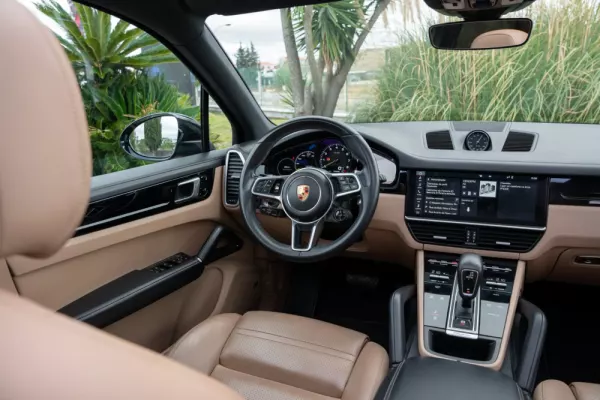 Porsche Cayenne E-Hybrid Platinum Edition 9