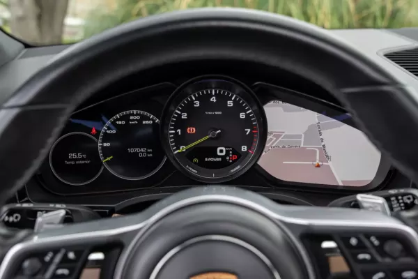 Porsche Cayenne E-Hybrid Platinum Edition 12