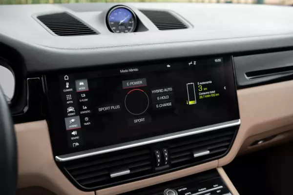 Porsche Cayenne E-Hybrid Platinum Edition 13