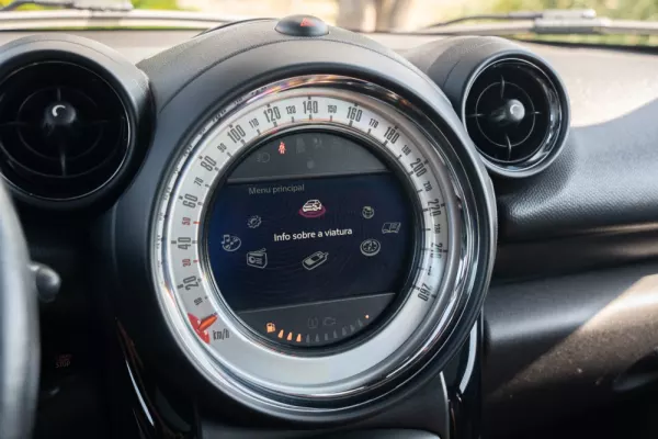 MINI Paceman Cooper D 6