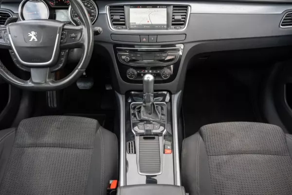 Peugeot 508 SW 1.6 BlueHDi Ac.P.B.J17 EAT6 12