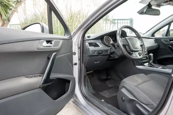 Peugeot 508 SW 1.6 BlueHDi Ac.P.B.J17 EAT6 15