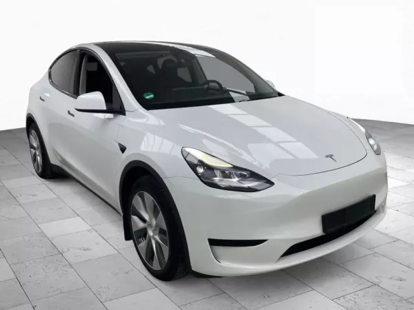 Tesla Model Y Tração Traseira 3