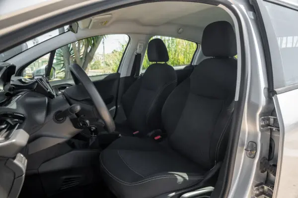 Peugeot 208 1.2 PureTech Allure 14