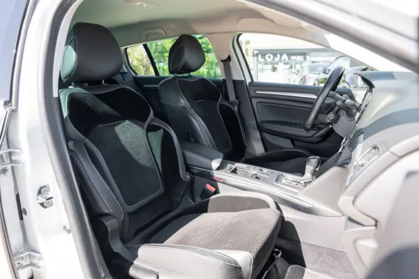Renault Mégane Sport Tourer 1.5 Blue dCi Limited EDC 19
