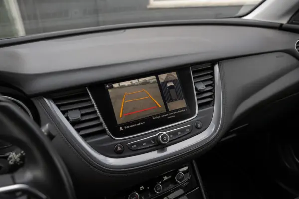 Opel Grandland X 1.6 D S&S Ultimate 19