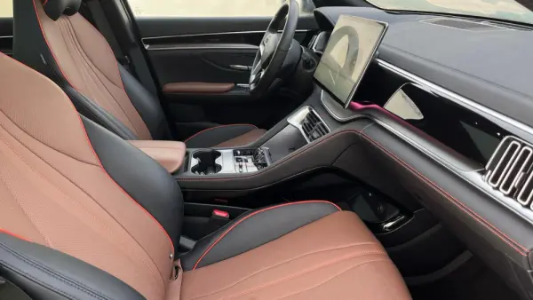 BYD Seal U 1.5 DM-i Comfort 8