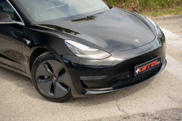 Tesla Model 3 Long-Range Dual Motor AWD 3