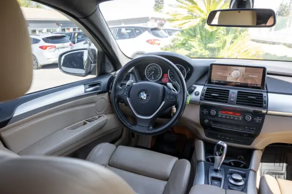 BMW X6 xDrive35d 12