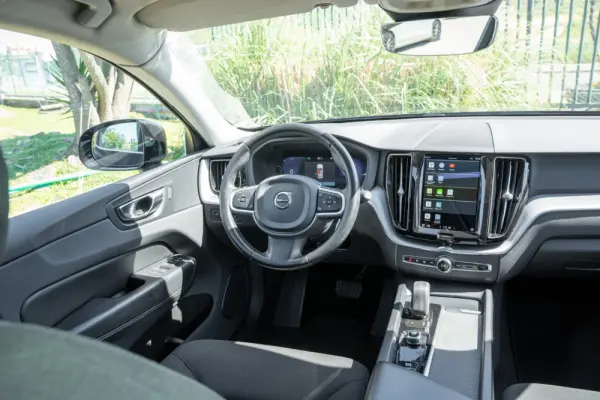 Volvo XC 60 T6 AWD Recharge Geartronic Inscription Expression 11