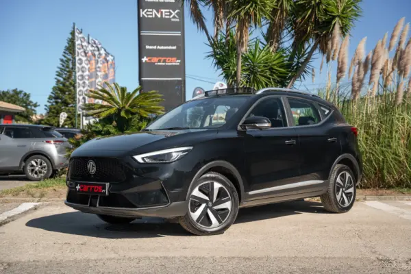 MG ZS Standard Luxury 2