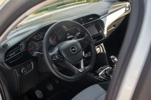 Opel Corsa 1.2 T Business Edition 17