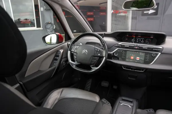 Citroën Grand C4 Spacetourer 1.5 BlueHDi Shine EAT8 12