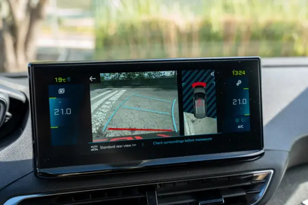 Peugeot 3008 1.6 Hybrid4 Allure Pack e-EAT8 14