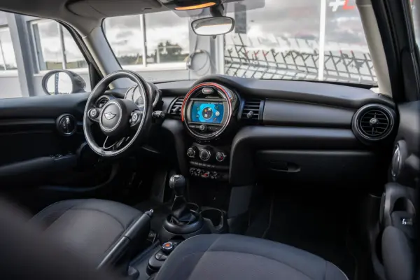 MINI 5 Portas One D 14