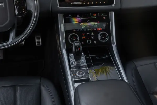 Land Rover Range Rover Sport 2.0 Si4 PHEV HSE Dynamic Stealth 18