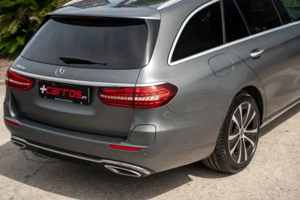 Mercedes-Benz E 300 de Exclusive Line 9