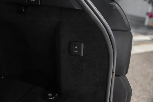 Land Rover Range Rover Sport 2.0 Si4 PHEV HSE Dynamic Stealth 33