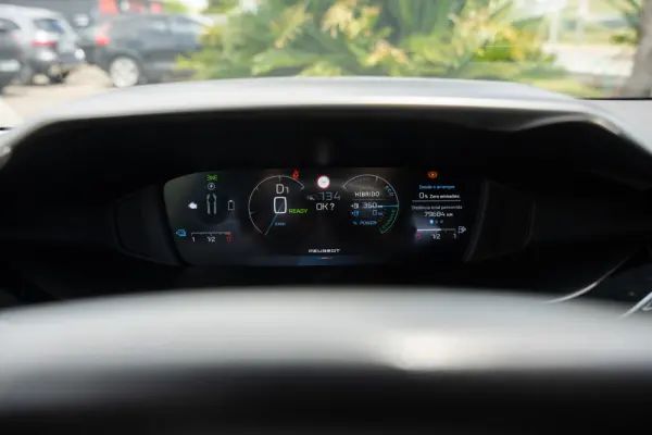 Peugeot 308 SW 1.6 Hybrid Allure e-EAT8 17