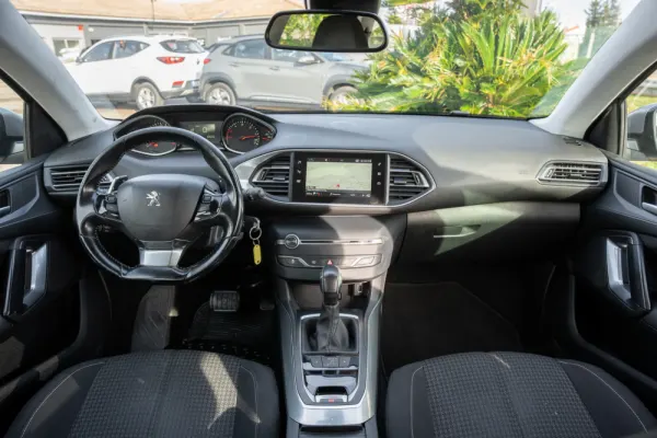 Peugeot 308 SW 1.5 BlueHDi Active EAT8 5