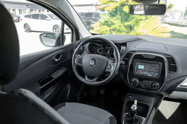 Renault Captur ENERGY TCe 90 S&S Dynamique 9