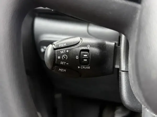 Citroen C3 1.2 PureTech Feel 13