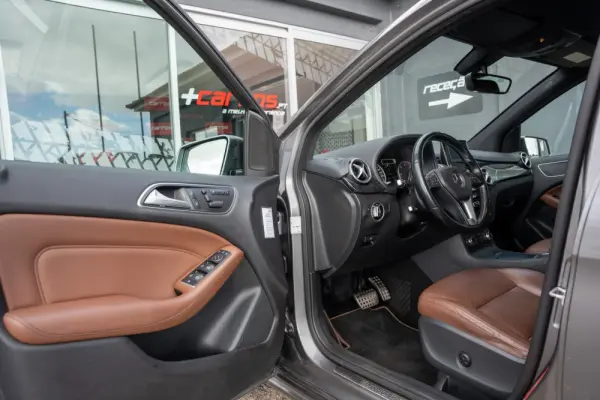 Mercedes-Benz B 180 CDI BlueEFFICIENCY Aut. 11