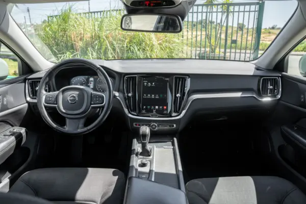 Volvo V60 2.0 D3 Inscription 8