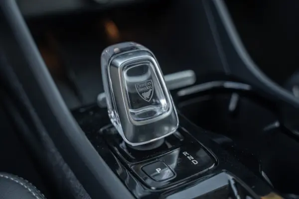 Volvo XC 40 1.5 T5 PHEV R-Design 16