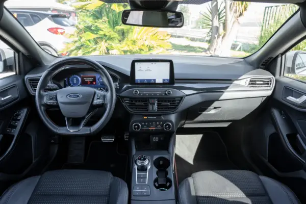 Ford Focus SW 1.5 TDCi EcoBlue ST-Line X Aut. 10