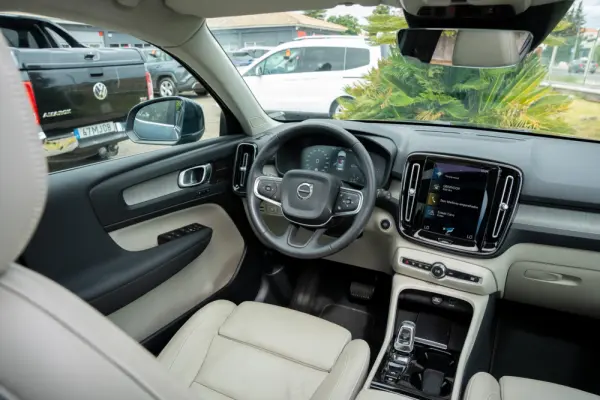 Volvo XC 40 T5 Recharge DKG Inscription 11