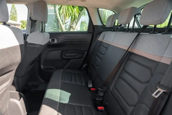 Citroen C3 Aircross PureTech 110 Stop & Start Shine 16