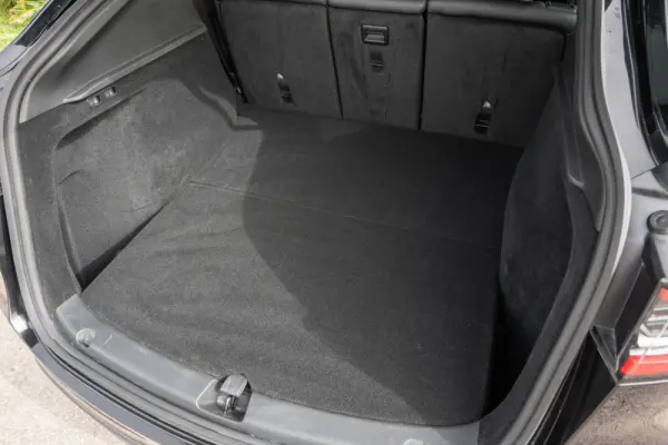 Tesla Model Y Standard 20