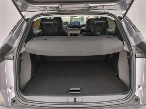 Peugeot e-2008 50 kWh Allure Pack 13