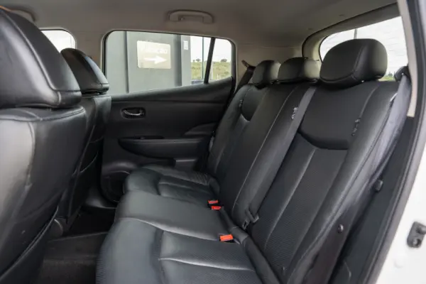 Nissan Leaf Tekna 30 kWh 24